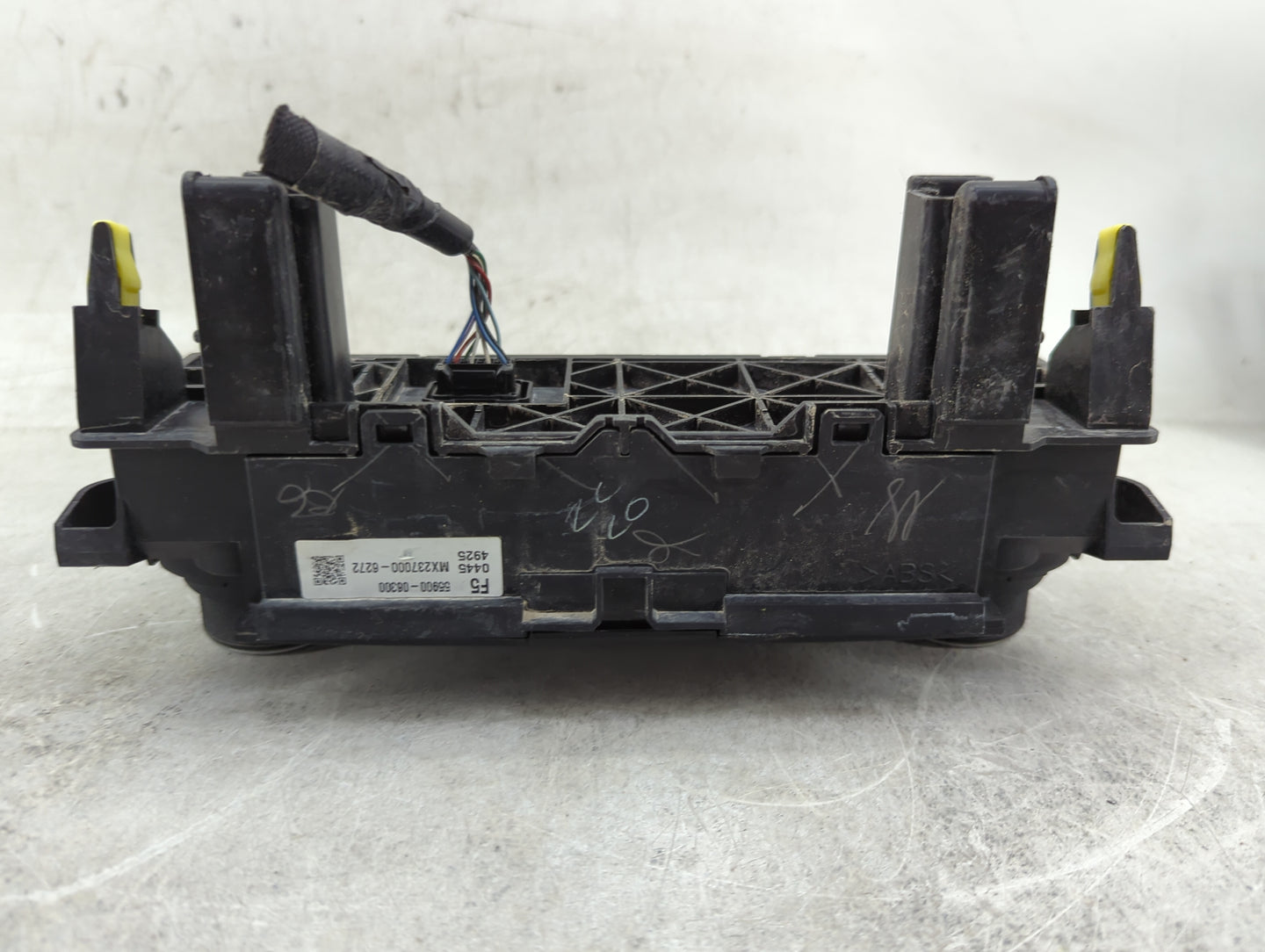 2015-2017 Toyota Camry Climate Control Module Temperature AC/Heater Replacement P/N:55900-06300 MX237000-6272 Fits OEM Used 