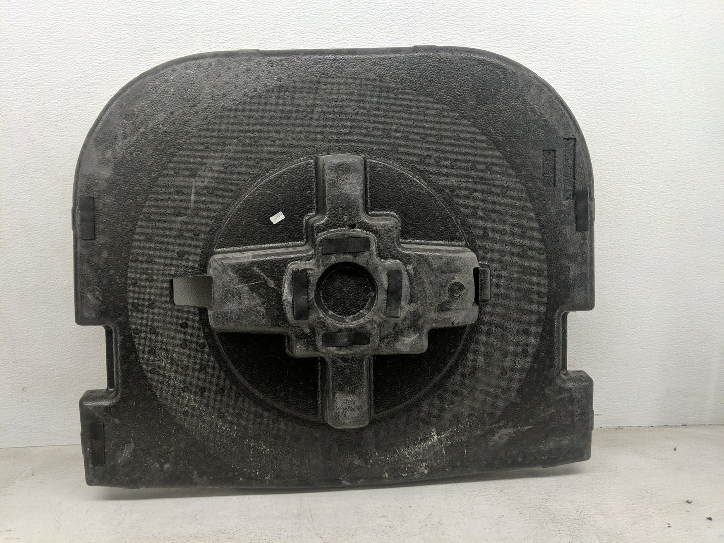 2015 Toyota Camry Spare Scissor Car Jack - Oemusedautoparts1.com
