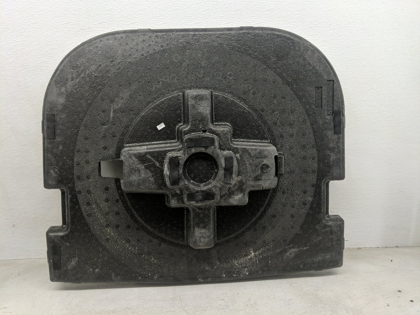 2015 Toyota Camry Spare Scissor Car Jack - Oemusedautoparts1.com