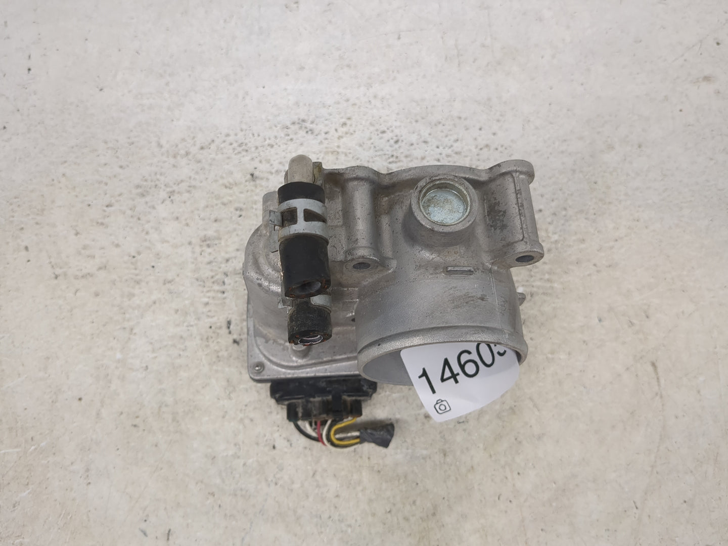 2012-2017 Toyota Camry Throttle Body P/N:22030-36020 Fits Fits 2012 2013 2014 2015 2016 2017 2018 2019 2020 2021 OEM Used Au