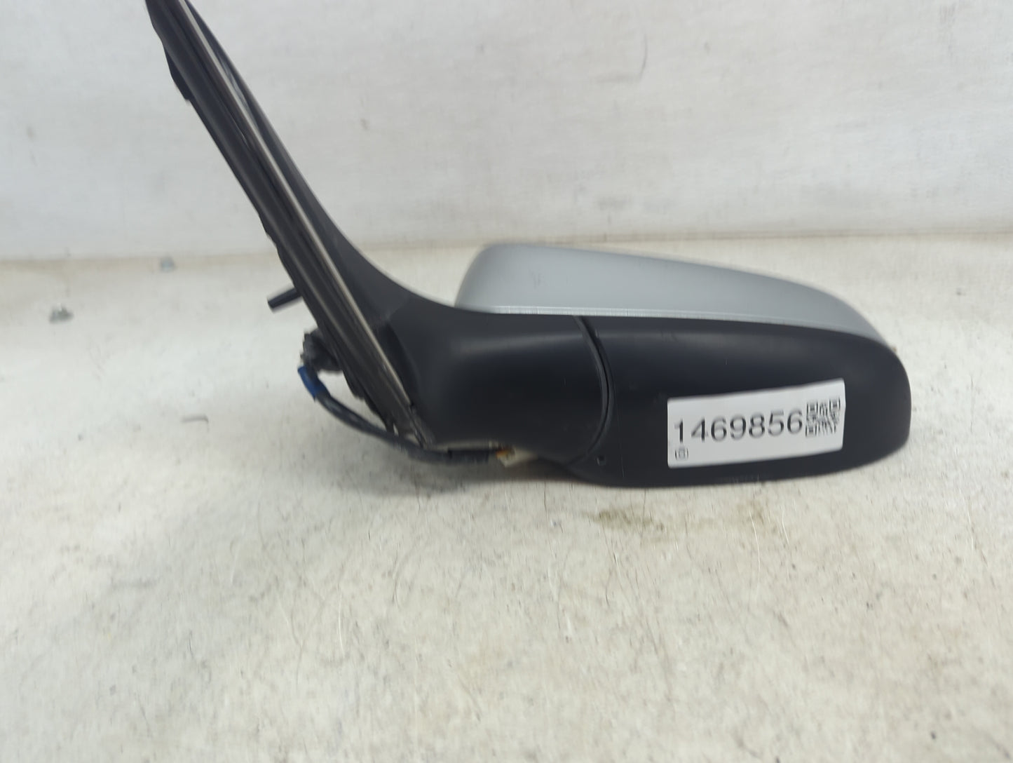 2015-2017 Toyota Camry Driver Side View Mirror - Left Door Mirror OEM Used - Oemusedautoparts1.com