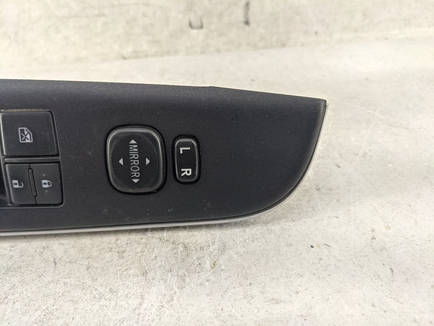 2015-2017 Toyota Camry Master Power Window Switch Replacement Driver Side Left P/N:74236-06010 Fits Fits 2015 2016 2017 OEM 