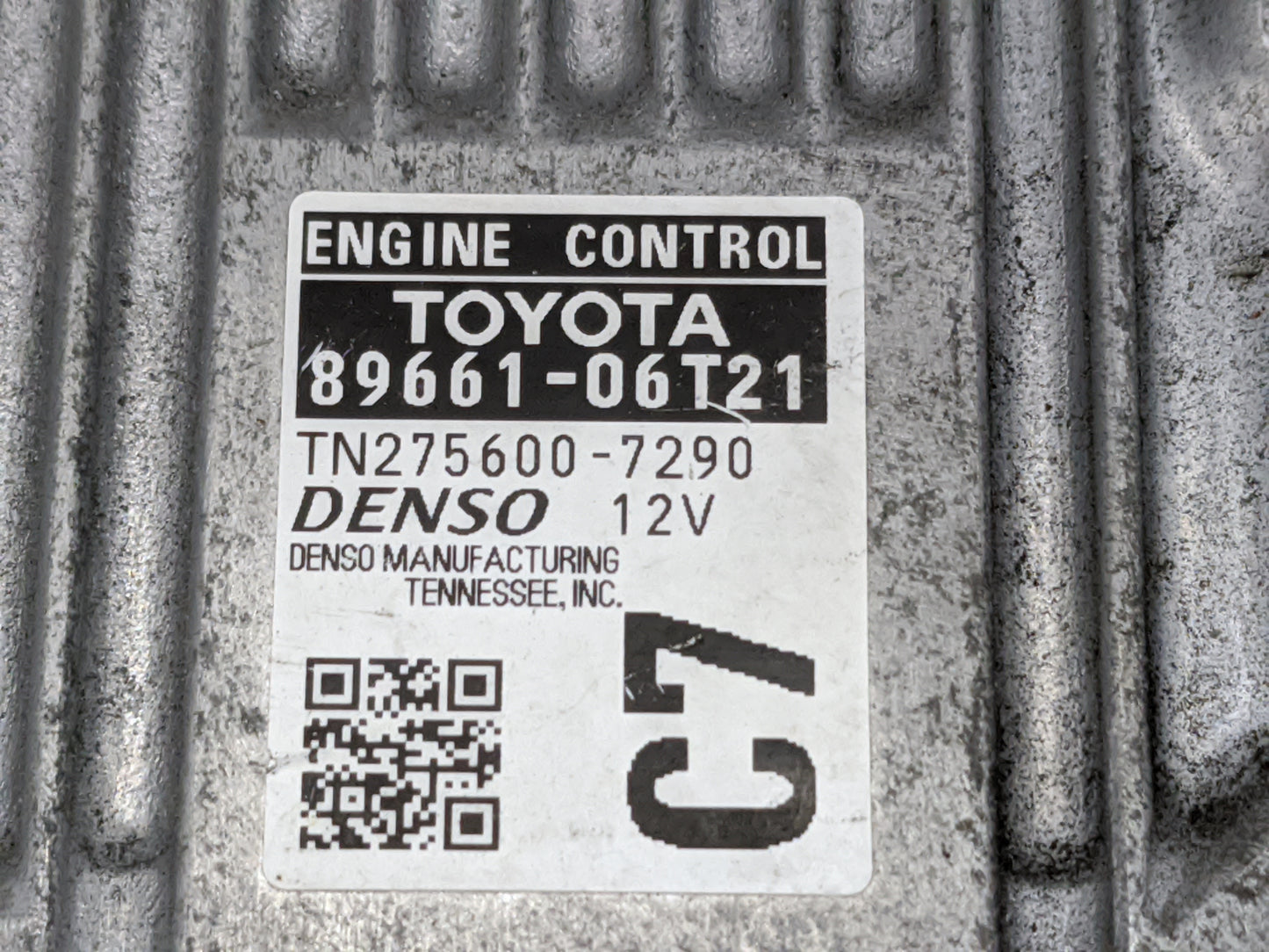 2015 Toyota Camry PCM Engine Control Computer ECU ECM PCU OEM P/N:89661-06T21 TN275600-7290 Fits OEM Used Auto Parts - Oemus