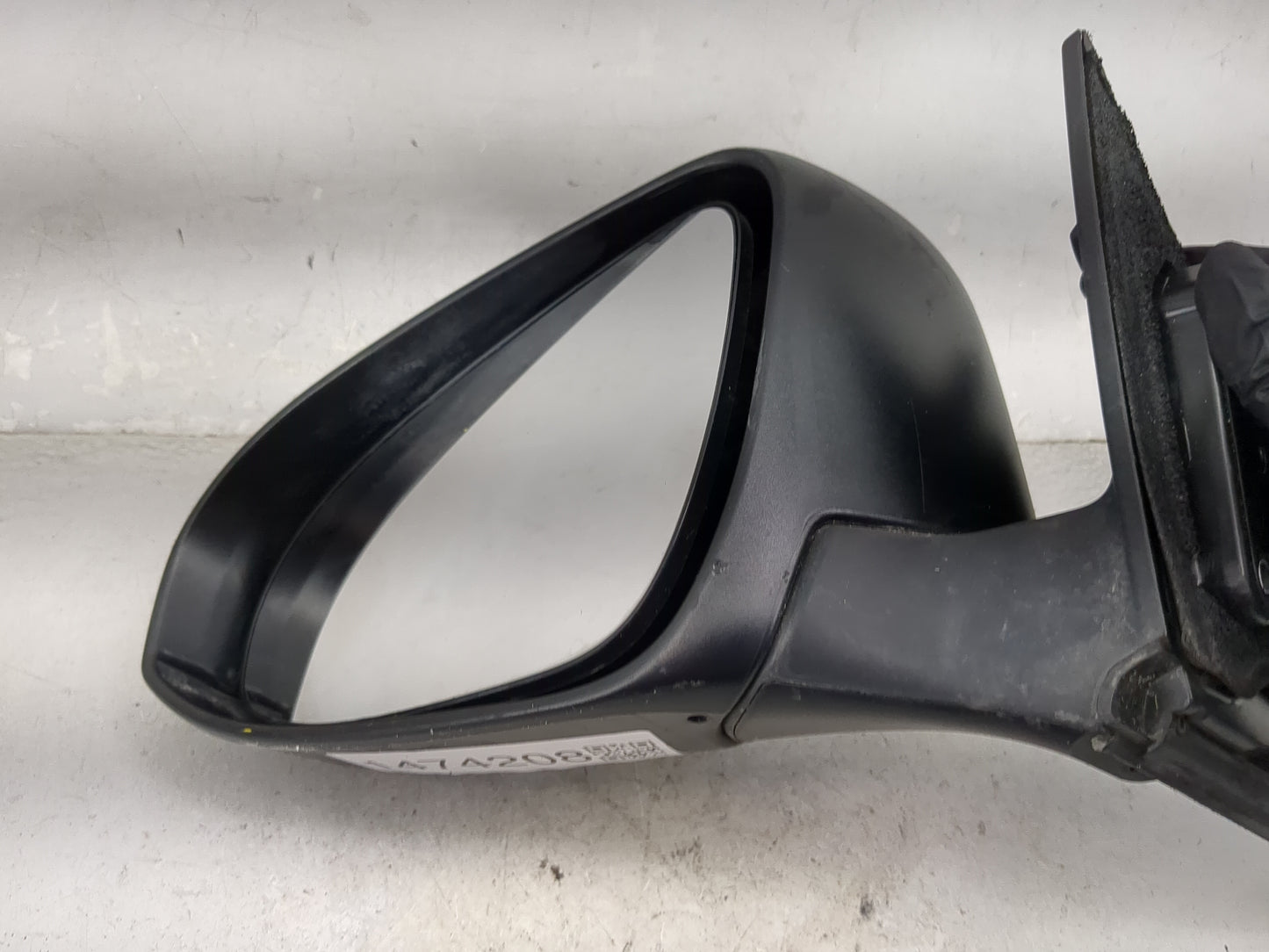 2015-2017 Toyota Camry Driver Side View Mirror - Left Door Mirror OEM Used - Oemusedautoparts1.com