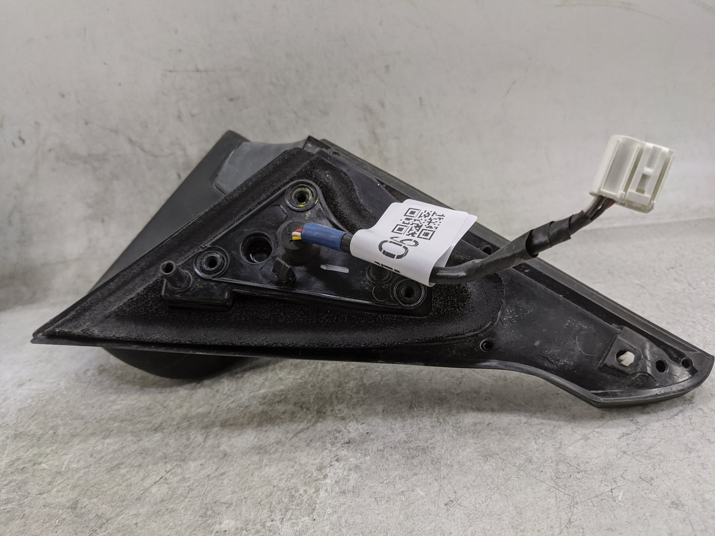 2015 Toyota Camry Passenger Side View Mirror - Right Door Mirror OEM Used - Oemusedautoparts1.com