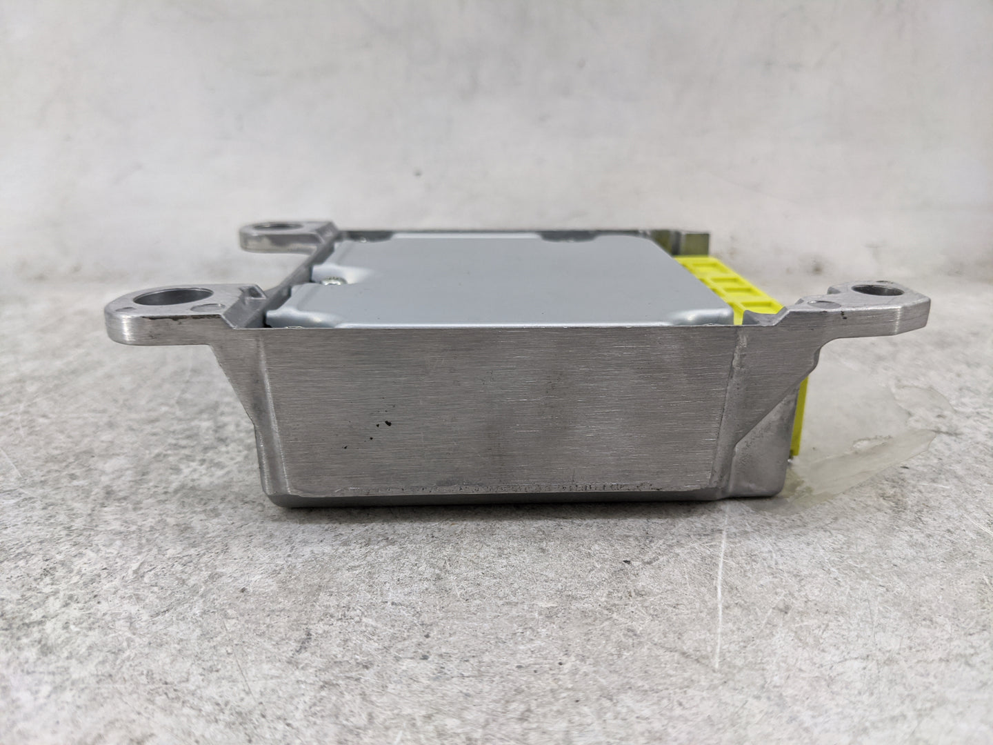 2015-2017 Toyota Camry Safety Restraint Srs Airbag Control Module 1479713 - Oemusedautoparts1.com