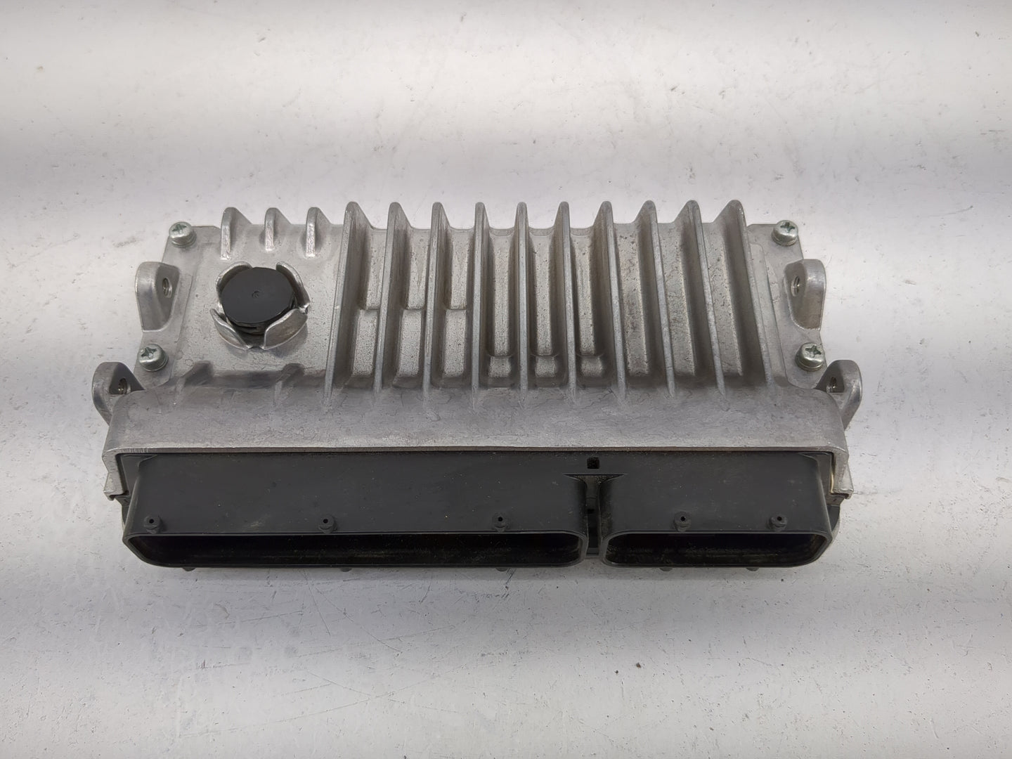 2015 Toyota Camry PCM Engine Control Computer ECU ECM PCU OEM P/N:89661-06N10 TN275600-1720 Fits OEM Used Auto Parts - Oemus