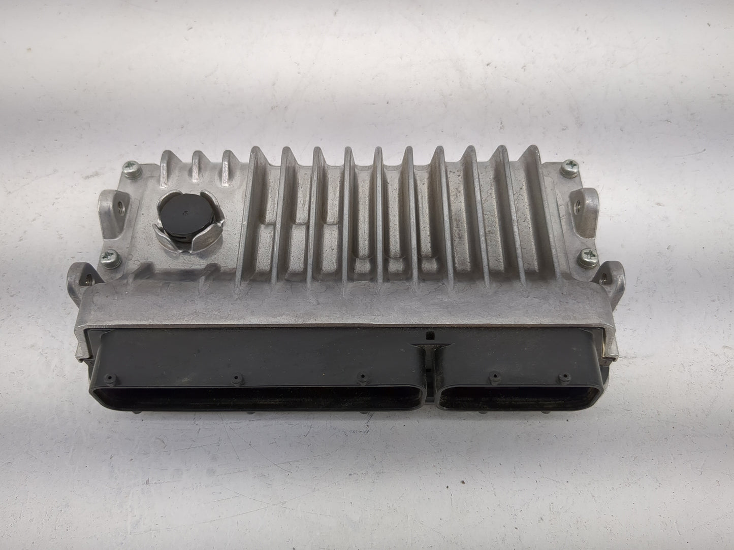 2015 Toyota Camry PCM Engine Control Computer ECU ECM PCU OEM P/N:89661-06N10 TN275600-1720 Fits OEM Used Auto Parts - Oemus