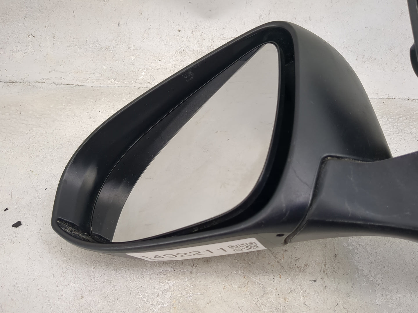2015-2017 Toyota Camry Driver Side View Mirror - Left Door Mirror OEM Used - Oemusedautoparts1.com