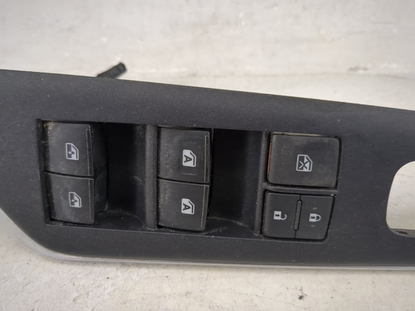 2015-2017 Toyota Camry Master Power Window Switch Replacement Driver Side Left P/N:790-0T52 84820-06120 Fits Fits 2015 2016 