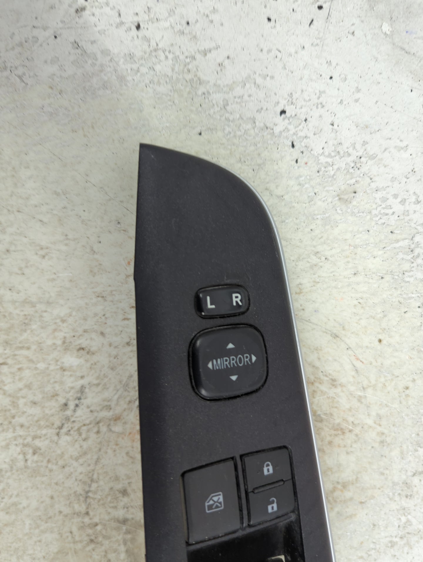 2015-2017 Toyota Camry Master Power Window Switch Replacement Driver Side Left Fits Fits 2015 2016 2017 OEM Used Auto Parts 