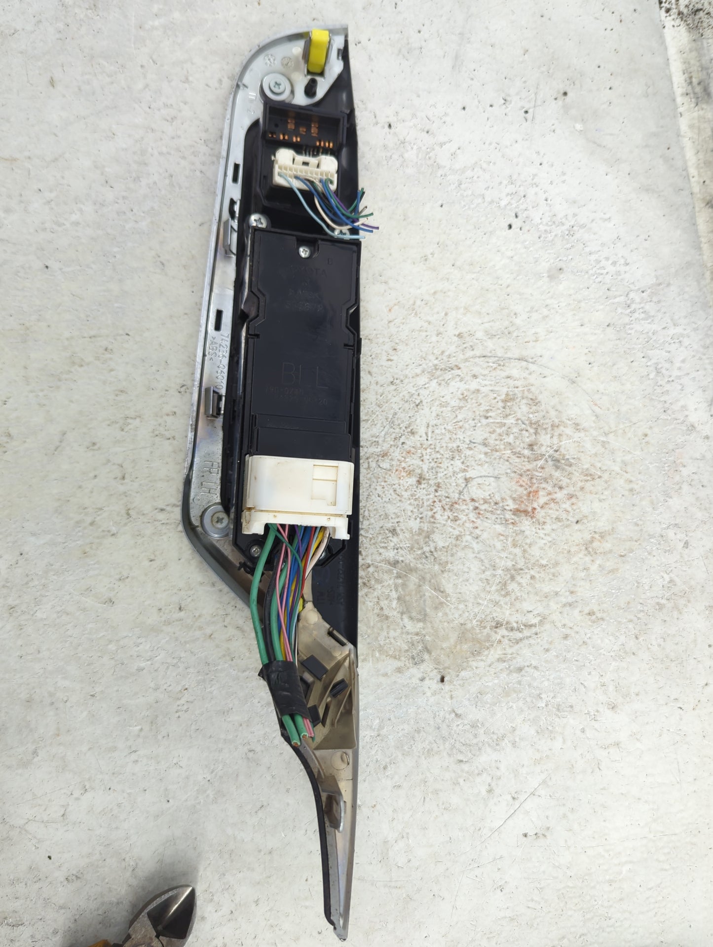 2015-2017 Toyota Camry Master Power Window Switch Replacement Driver Side Left P/N:515872 Fits Fits 2015 2016 2017 OEM Used 