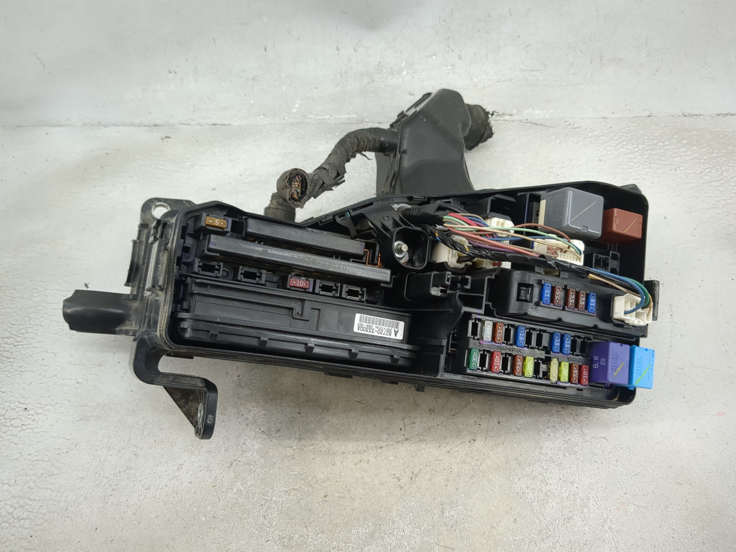 2012-2017 Toyota Camry Fusebox Fuse Box Panel Relay Module P/N:82720-33300A 82662-06170 Fits Fits 2012 2013 2014 2015 2016 2