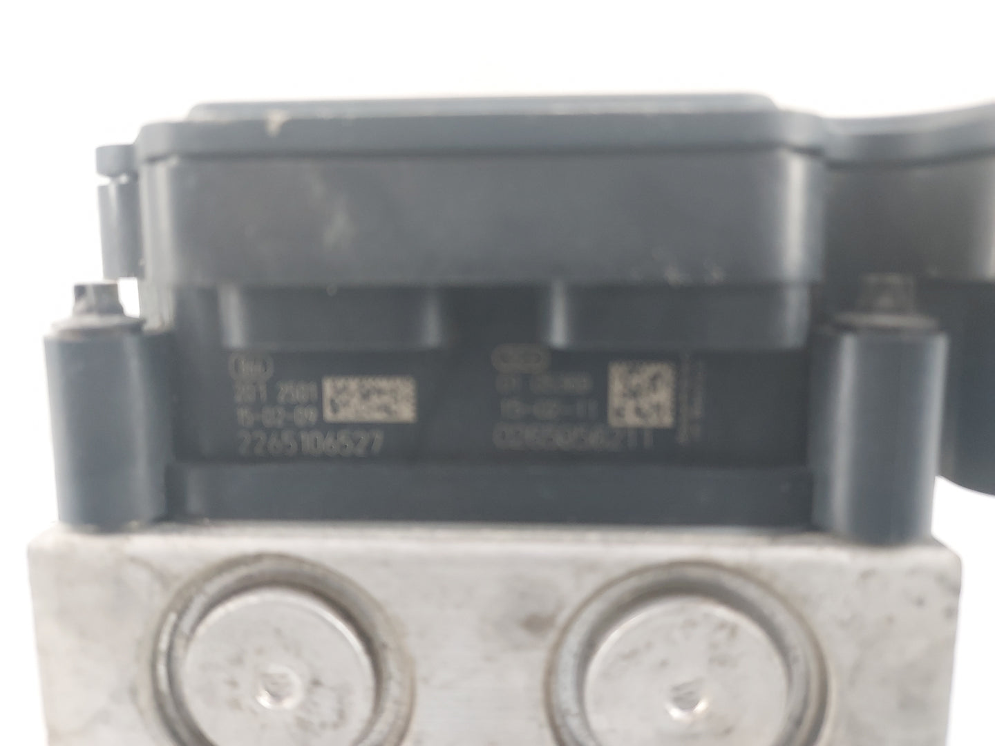 2015-2017 Toyota Camry ABS Pump Control Module Replacement P/N:0265956211 0265243028, 2265106527 Fits Fits 2015 2016 2017 OE