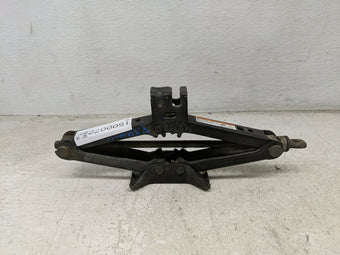 compare product 2015 Toyota Camry Spare Scissor Car Jack 1500072