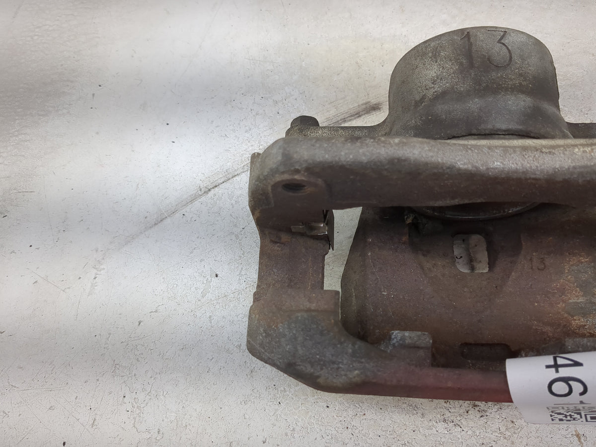 2015 Toyota Camry Rear Passenger Right Brake Caliper - Oemusedautoparts1.com