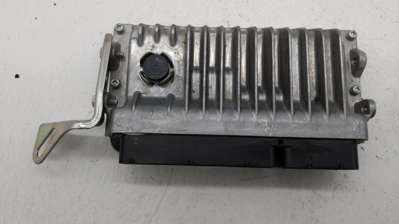 2015 Toyota Camry PCM Engine Control Computer ECU ECM PCU OEM P/N:89661-06N10 89661-06N11 Fits OEM Used Auto Parts - Oemused