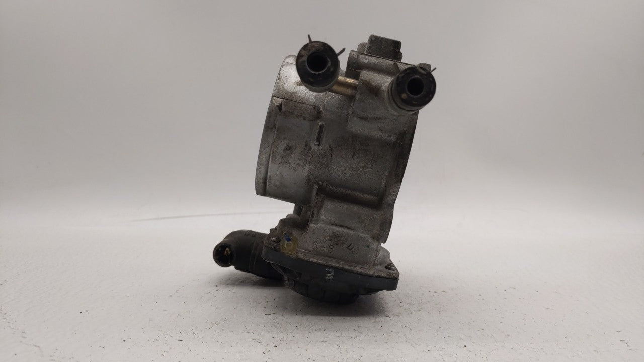 2010-2017 Toyota Camry Throttle Body P/N:22030-0V010 Fits Fits 2009 2010 2011 2012 2013 2014 2015 2016 2017 2018 OEM Used Au