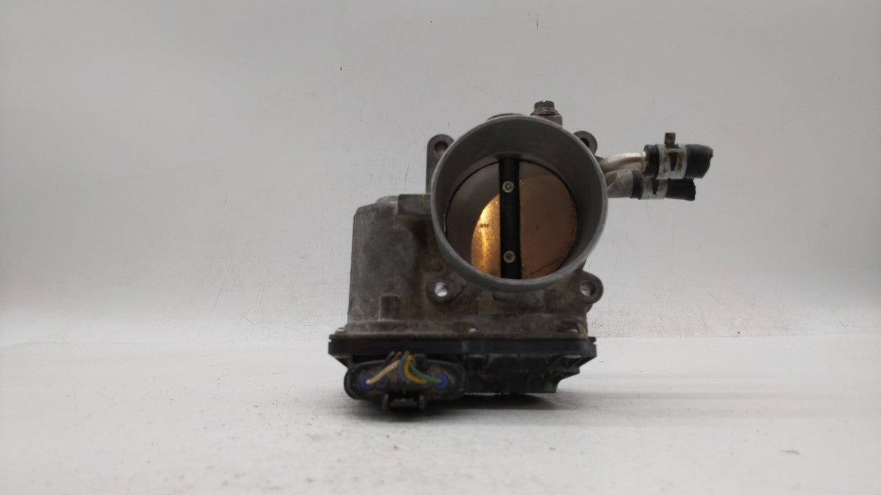 2010-2017 Toyota Camry Throttle Body P/N:22030-0V010 Fits Fits 2009 2010 2011 2012 2013 2014 2015 2016 2017 2018 OEM Used Au
