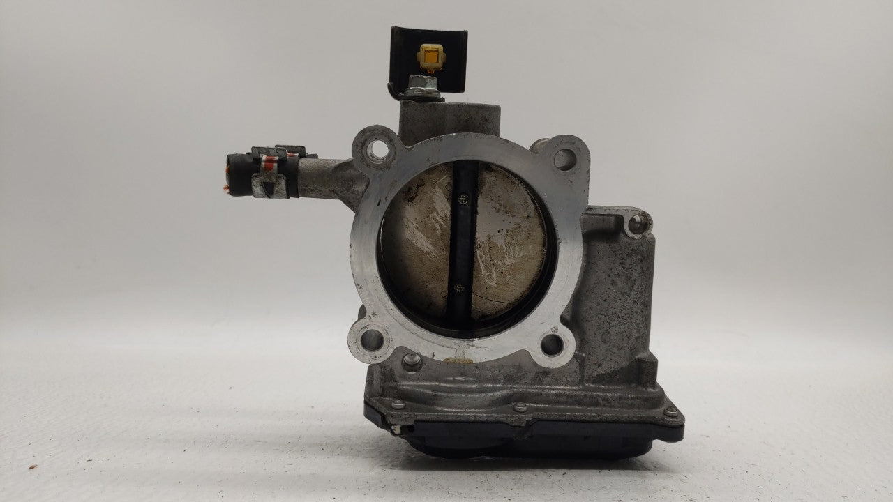 2010-2017 Toyota Camry Throttle Body P/N:22030-0V010 Fits Fits 2009 2010 2011 2012 2013 2014 2015 2016 2017 2018 OEM Used Au