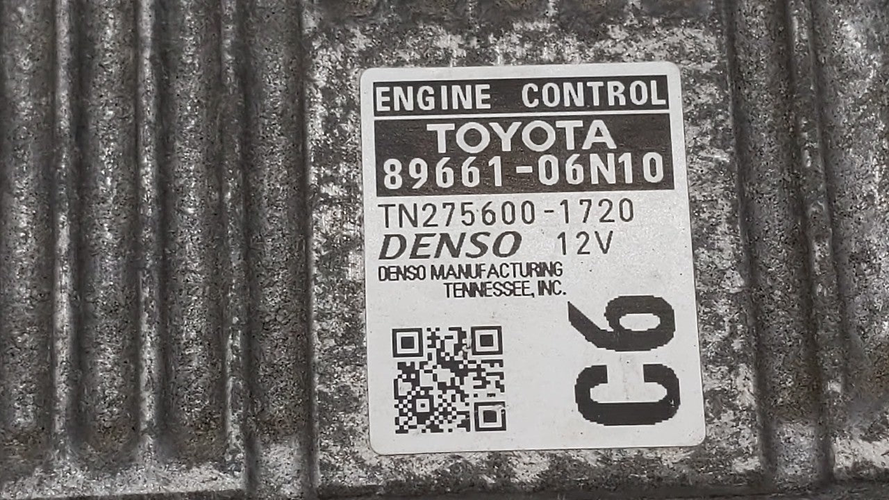 2015 Toyota Camry PCM Engine Control Computer ECU ECM PCU OEM P/N:89661-06N10 89661-06N11 Fits OEM Used Auto Parts - Oemused