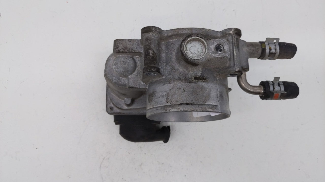 2010-2017 Toyota Camry Throttle Body P/N:22030-0V010 Fits Fits 2009 2010 2011 2012 2013 2014 2015 2016 2017 2018 OEM Used Au