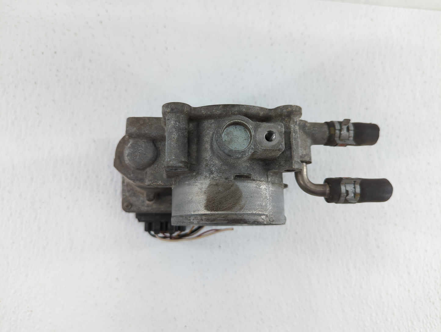 2010-2017 Toyota Camry Throttle Body P/N:22030-36010 22030-0V010 Fits Fits 2009 2010 2011 2012 2013 2014 2015 2016 2017 2018