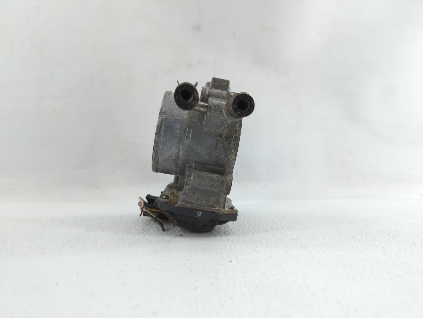 2010-2017 Toyota Camry Throttle Body P/N:22030-36010 22030-0V010 Fits Fits 2009 2010 2011 2012 2013 2014 2015 2016 2017 2018
