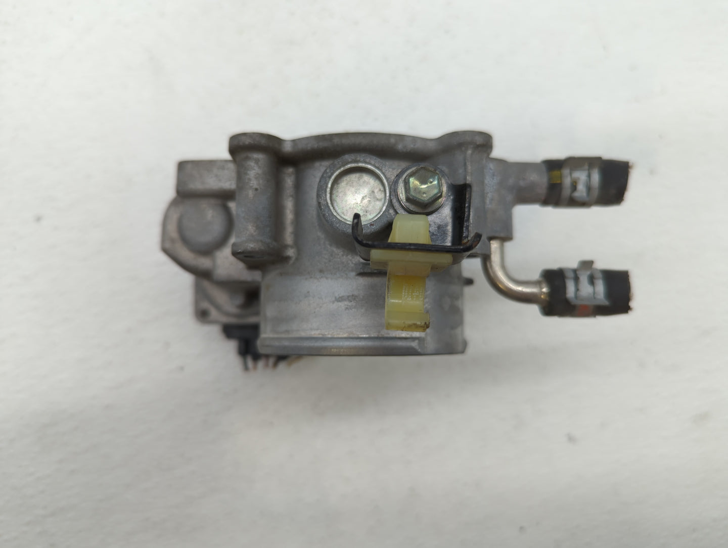 2010-2017 Toyota Camry Throttle Body P/N:22030-36010 22030-0V010 Fits Fits 2009 2010 2011 2012 2013 2014 2015 2016 2017 2018