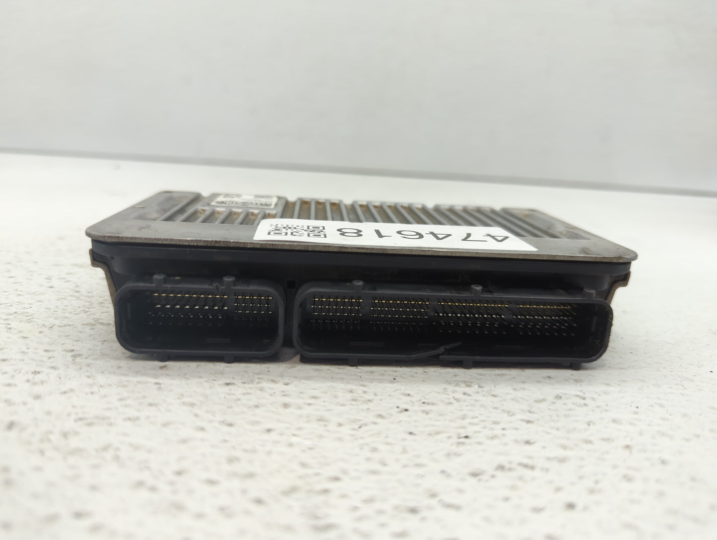 2015 Toyota Camry PCM Engine Control Computer ECU ECM PCU OEM P/N:89661-06N10 89661-06N11 Fits OEM Used Auto Parts - Oemused