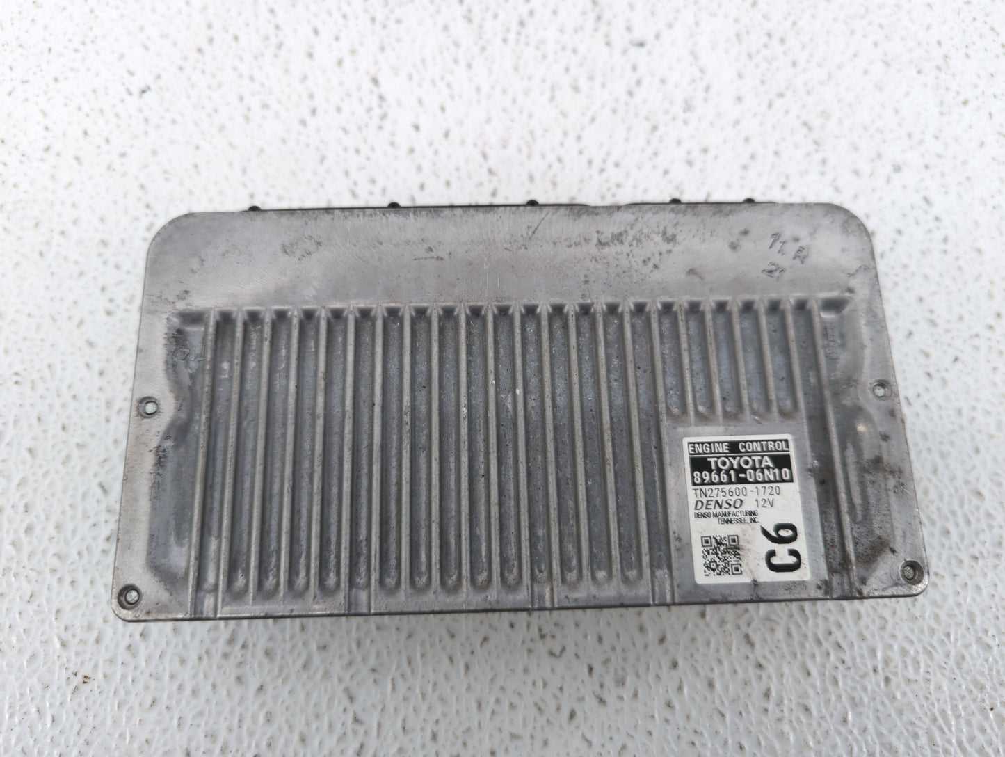 2015 Toyota Camry PCM Engine Control Computer ECU ECM PCU OEM P/N:89661-06N10 89661-06N11 Fits OEM Used Auto Parts - Oemused