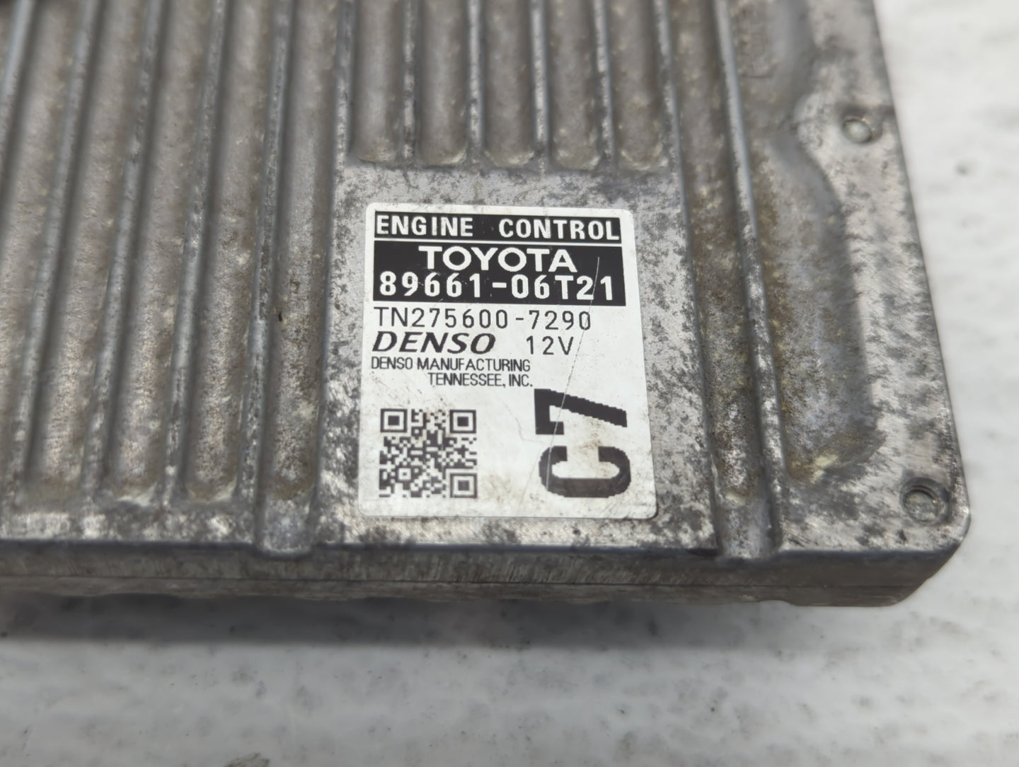 2015 Toyota Camry PCM Engine Control Computer ECU ECM PCU OEM P/N:89661-06T20 89661-06T21 Fits OEM Used Auto Parts - Oemused
