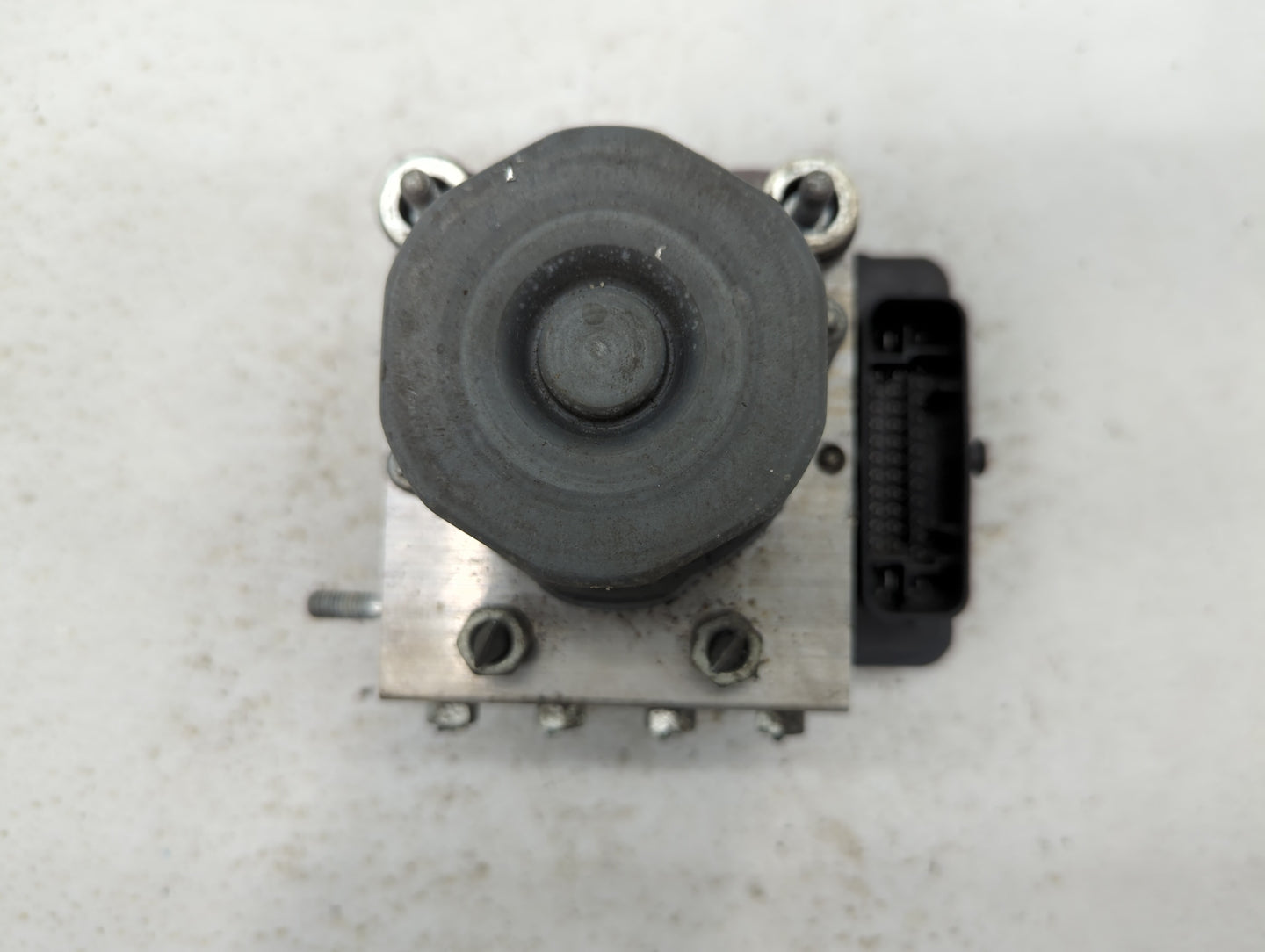2015-2017 Toyota Camry ABS Pump Control Module Replacement P/N:44540-06180 Fits Fits 2015 2016 2017 OEM Used Auto Parts - Oe