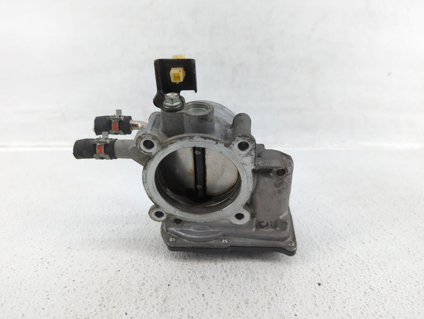 2010-2017 Toyota Camry Throttle Body P/N:22030-0V010 Fits Fits 2009 2010 2011 2012 2013 2014 2015 2016 2017 2018 2019 OEM Us