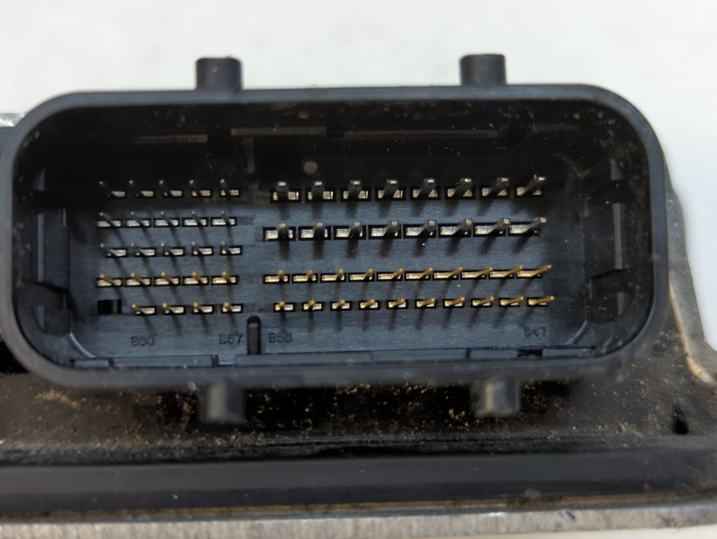 2015 Toyota Camry PCM Engine Control Computer ECU ECM PCU OEM P/N:89661-06N10 Fits OEM Used Auto Parts - Oemusedautoparts1.c