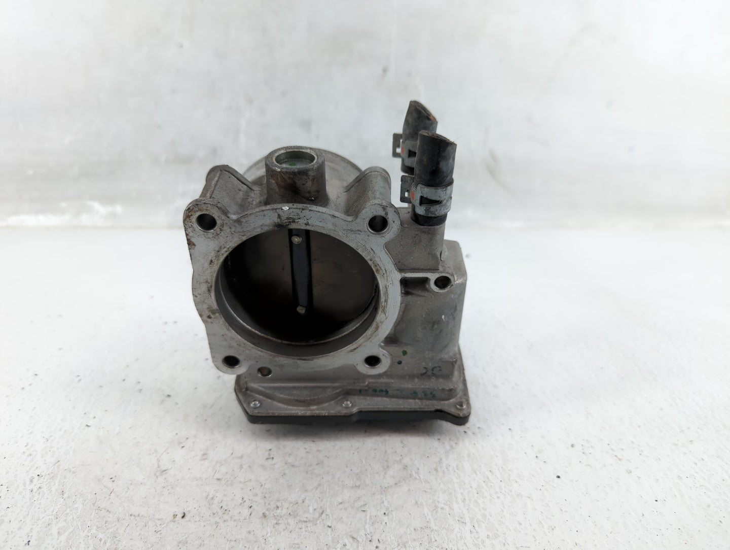 2007-2017 Toyota Camry Throttle Body P/N:22030-0P050 Fits OEM Used Auto Parts - Oemusedautoparts1.com