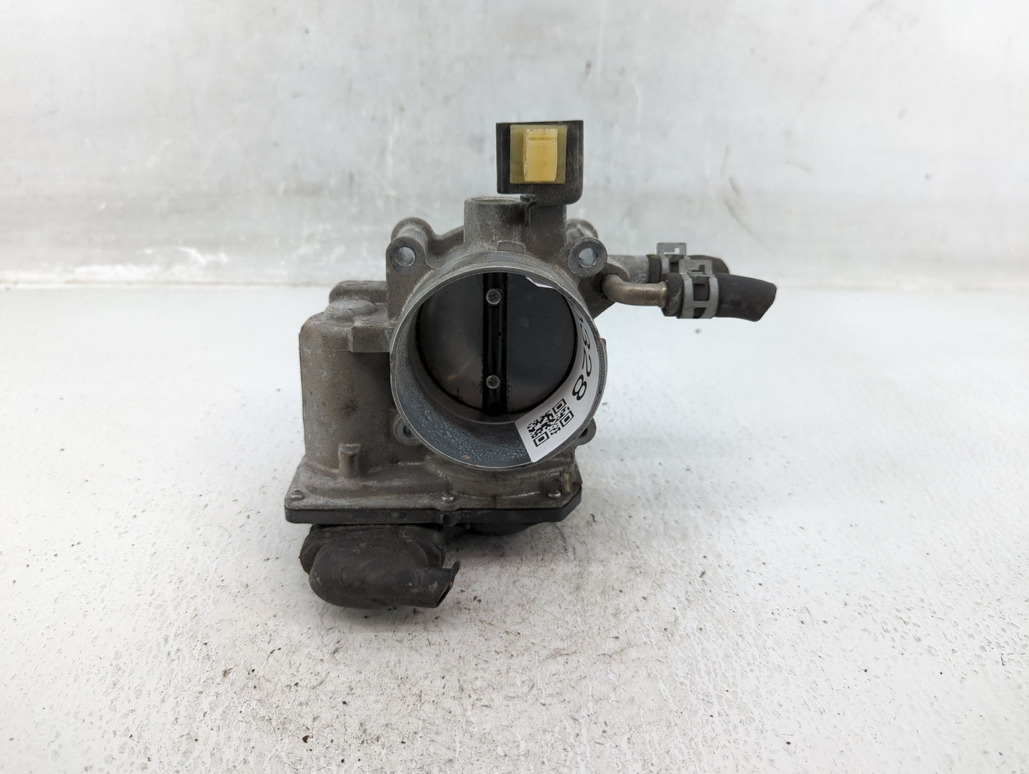 2010-2017 Toyota Camry Throttle Body P/N:22030-0V010 Fits Fits 2009 2010 2011 2012 2013 2014 2015 2016 2017 2018 2019 OEM Us