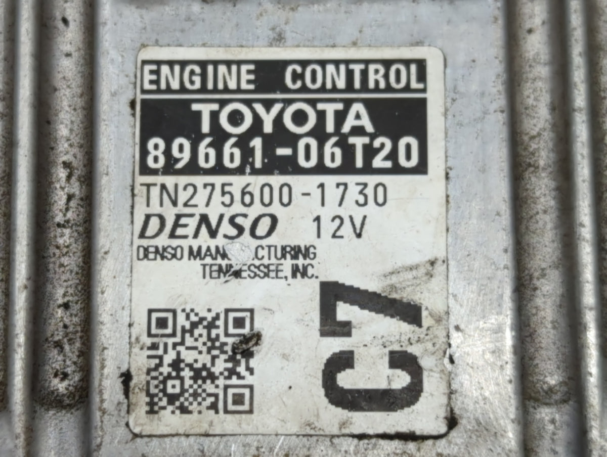 2015 Toyota Camry PCM Engine Control Computer ECU ECM PCU OEM P/N:89661-06T20 OEM Used Auto Parts - Oemusedautoparts1.com