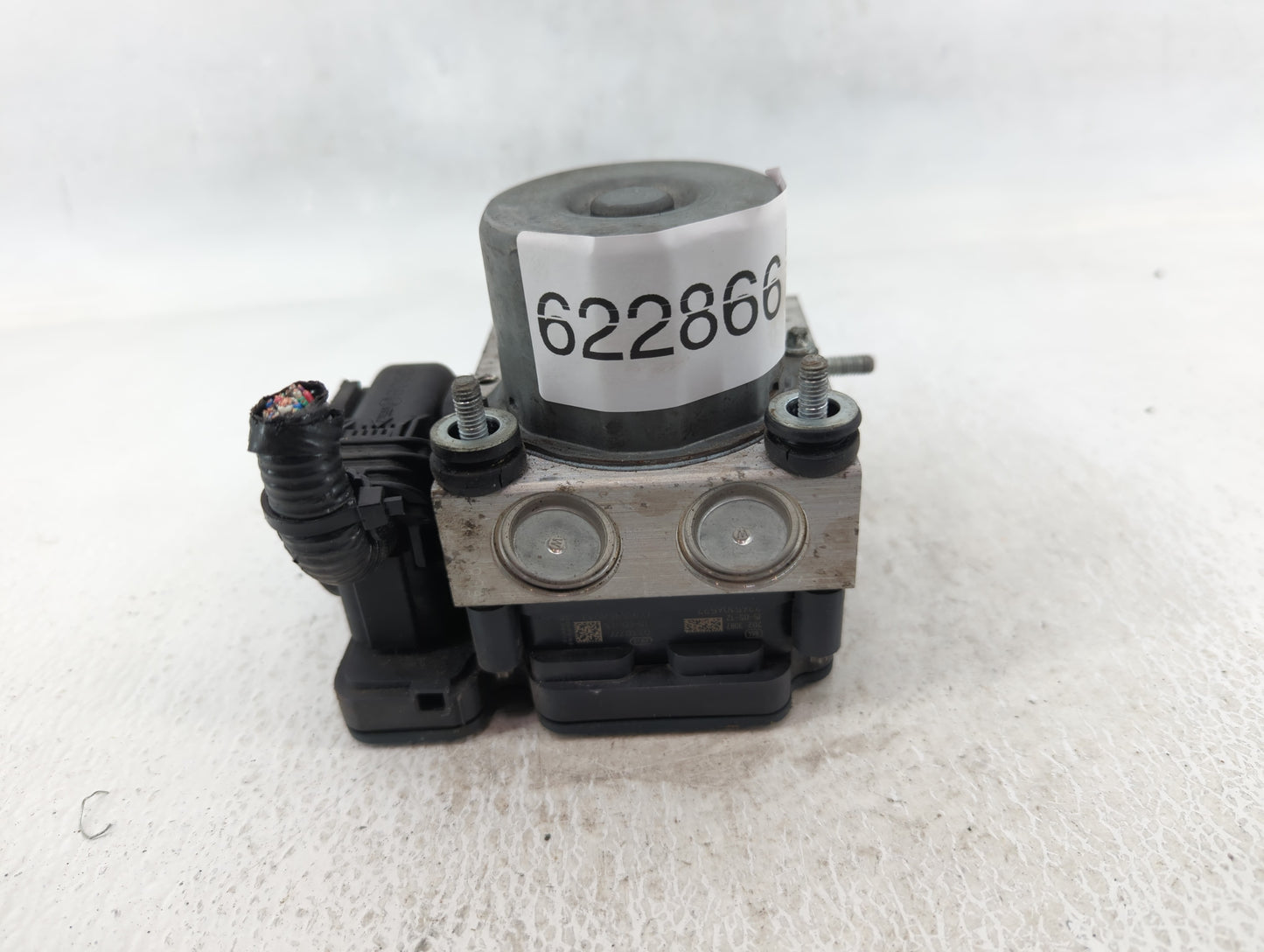 2015-2017 Toyota Camry ABS Pump Control Module Replacement P/N:269 664 44540-06180 Fits Fits 2015 2016 2017 OEM Used Auto Pa