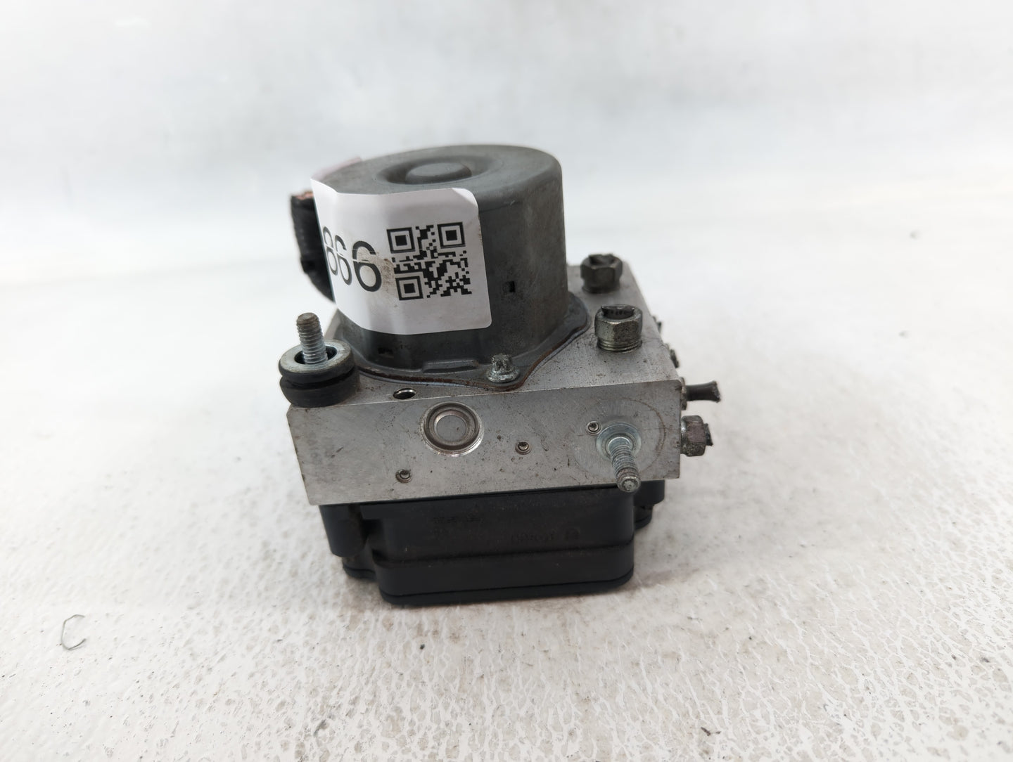 2015-2017 Toyota Camry ABS Pump Control Module Replacement P/N:269 664 44540-06180 Fits Fits 2015 2016 2017 OEM Used Auto Pa