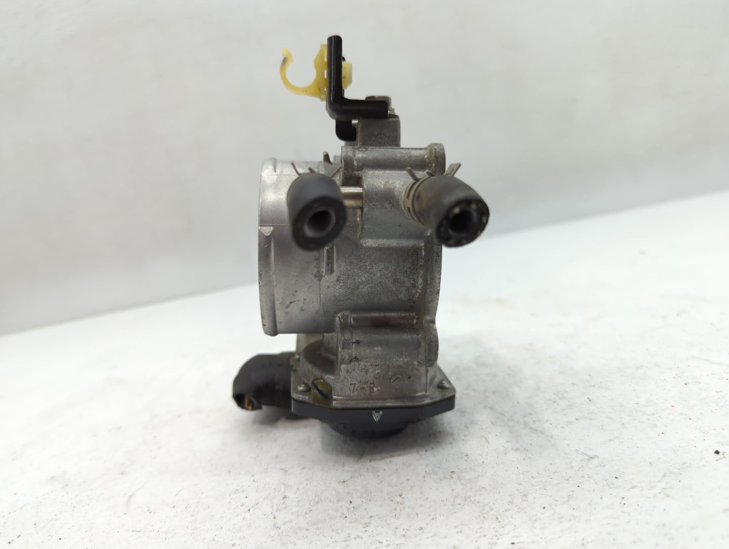 2010-2017 Toyota Camry Throttle Body P/N:22030-0V010 1440 03S18 Fits Fits 2009 2010 2011 2012 2013 2014 2015 2016 2017 2018 