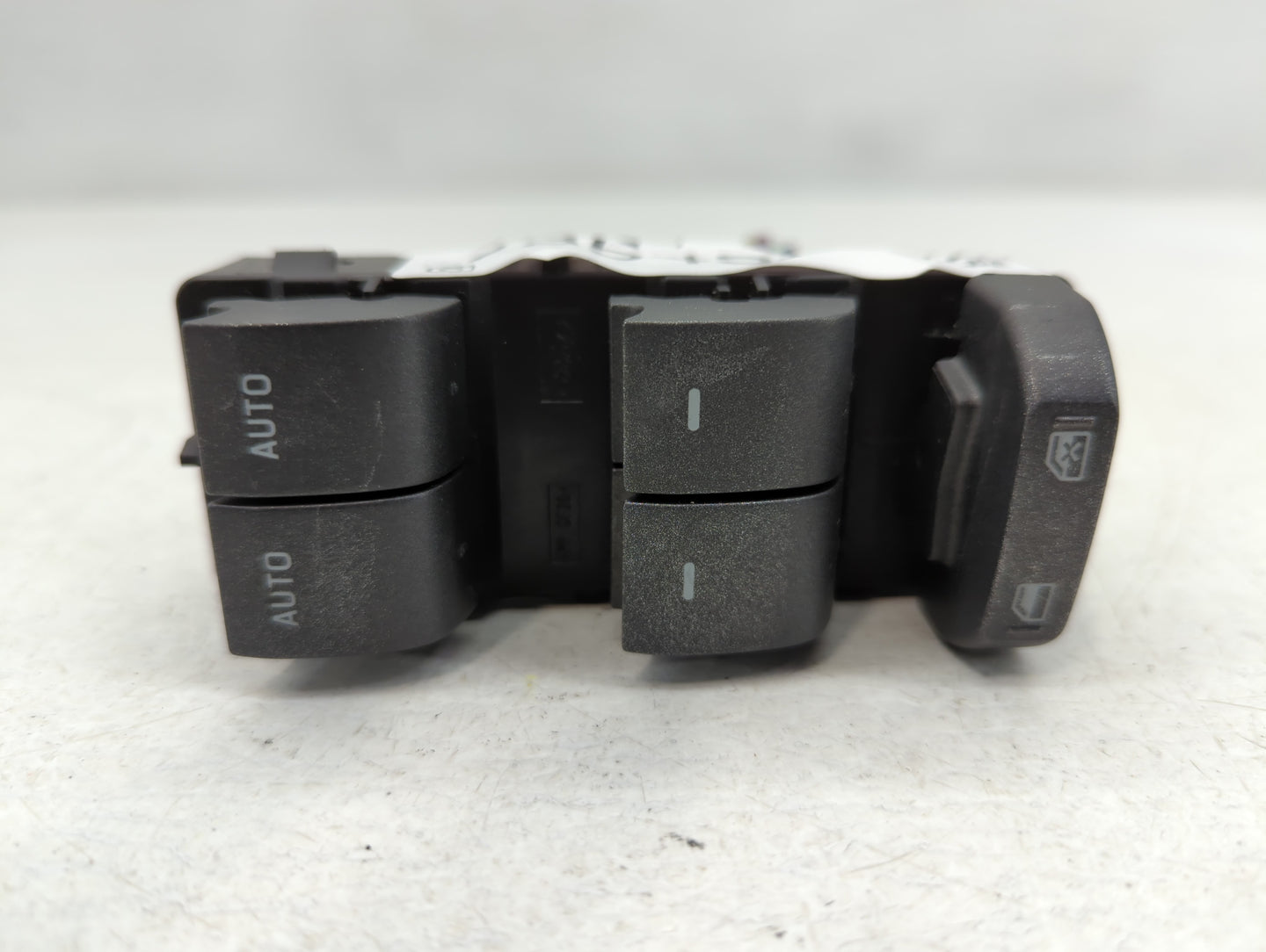 2015-2017 Toyota Camry Master Power Window Switch Replacement Driver Side Left P/N:8A1T-14540-AAW Fits Fits 2015 2016 2017 O