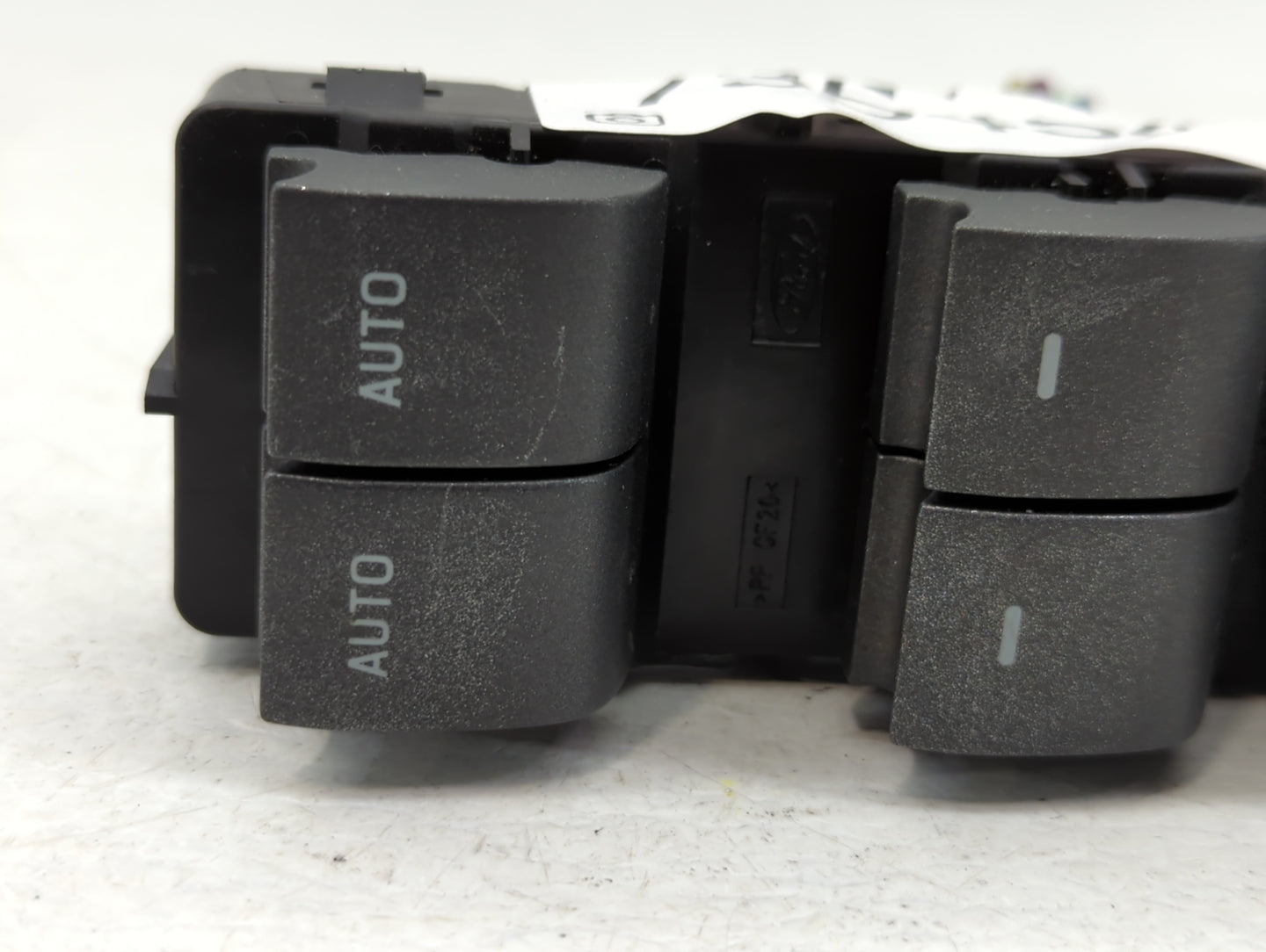 2015-2017 Toyota Camry Master Power Window Switch Replacement Driver Side Left P/N:8A1T-14540-AAW Fits Fits 2015 2016 2017 O