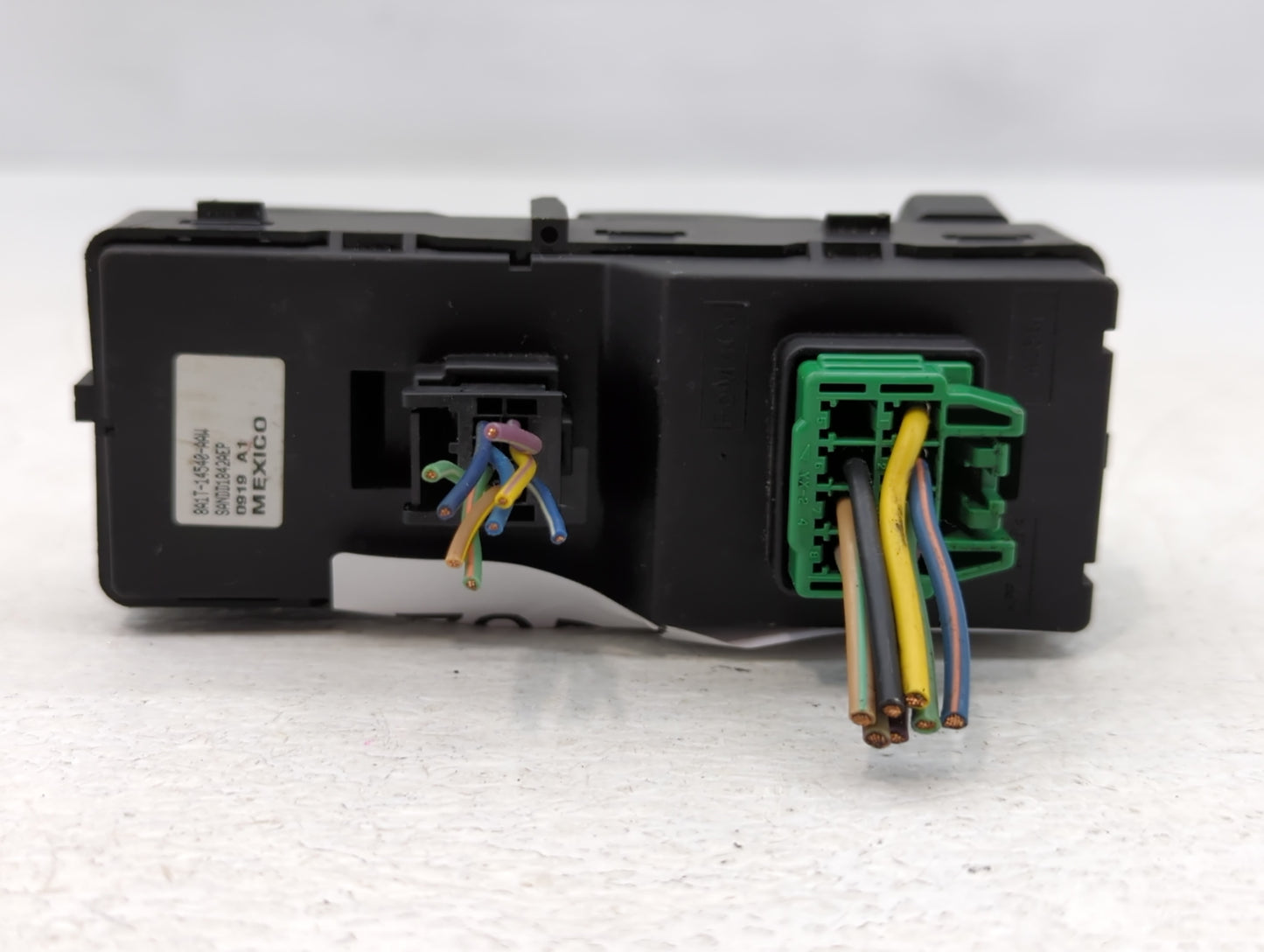 2015-2017 Toyota Camry Master Power Window Switch Replacement Driver Side Left P/N:8A1T-14540-AAW Fits Fits 2015 2016 2017 O