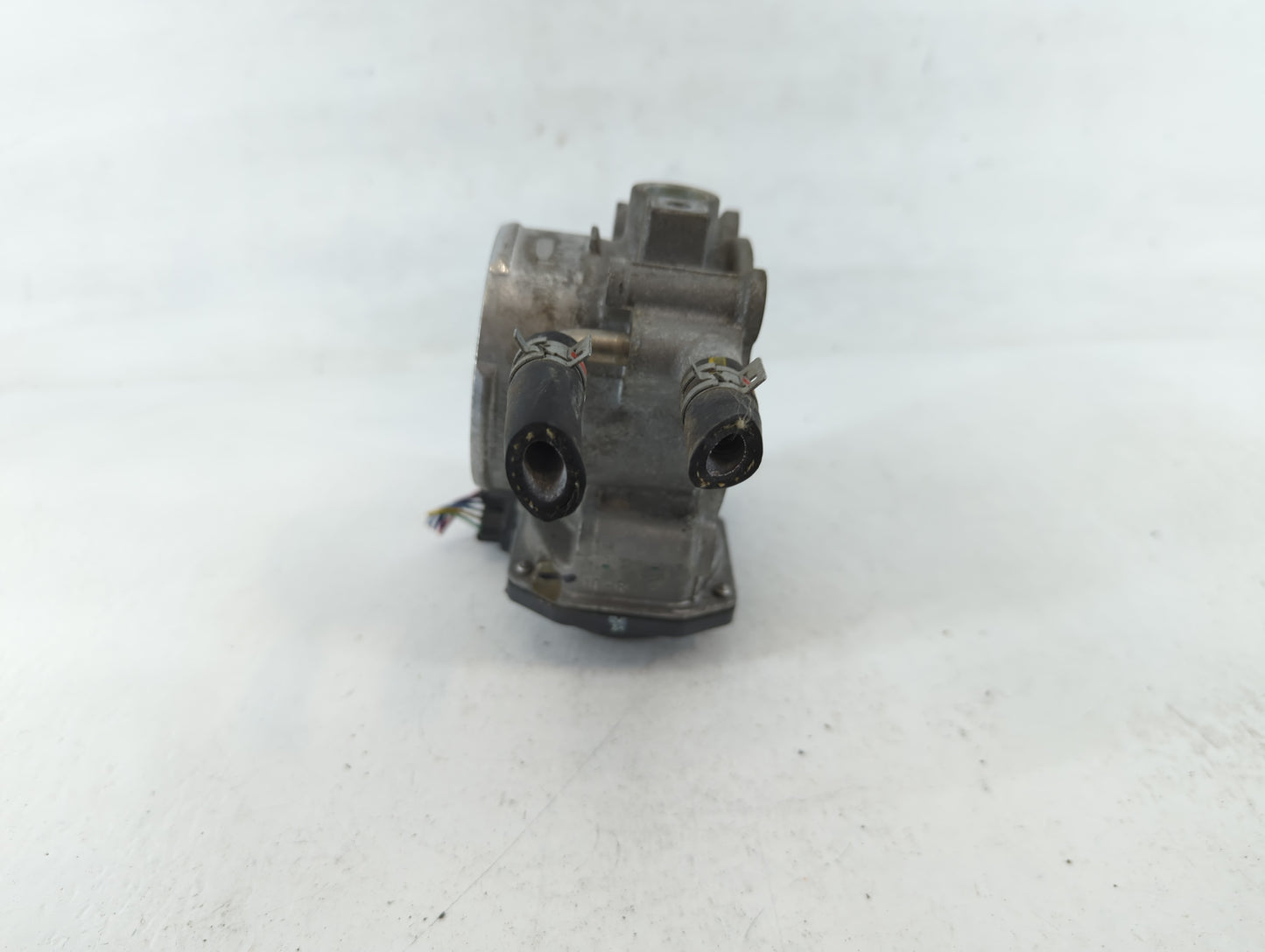 2010-2017 Toyota Camry Throttle Body P/N:22030-0V010 Fits Fits 2009 2010 2011 2012 2013 2014 2015 2016 2017 2018 2019 OEM Us