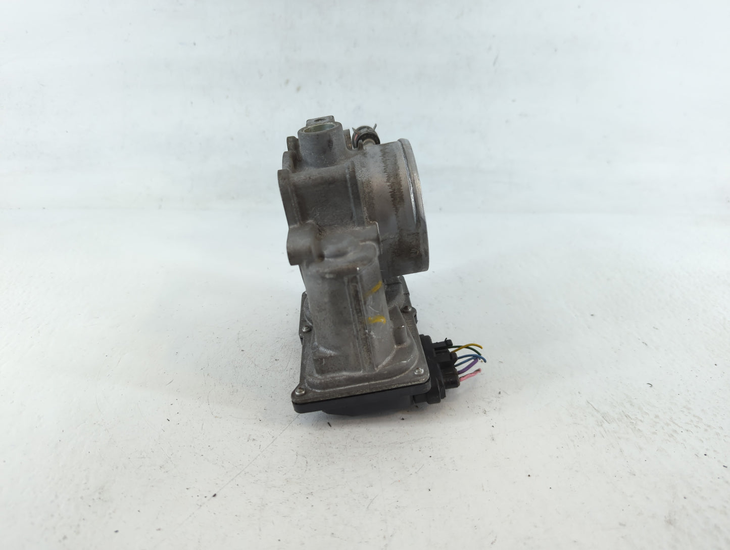 2010-2017 Toyota Camry Throttle Body P/N:22030-0V010 Fits Fits 2009 2010 2011 2012 2013 2014 2015 2016 2017 2018 2019 OEM Us