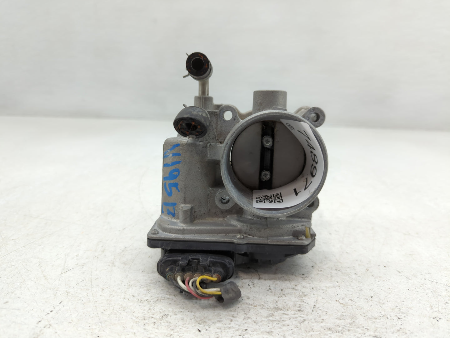 2012-2017 Toyota Camry Throttle Body P/N:22030-36020 Fits Fits 2012 2013 2014 2015 2016 2017 2018 2019 2020 2021 OEM Used Au