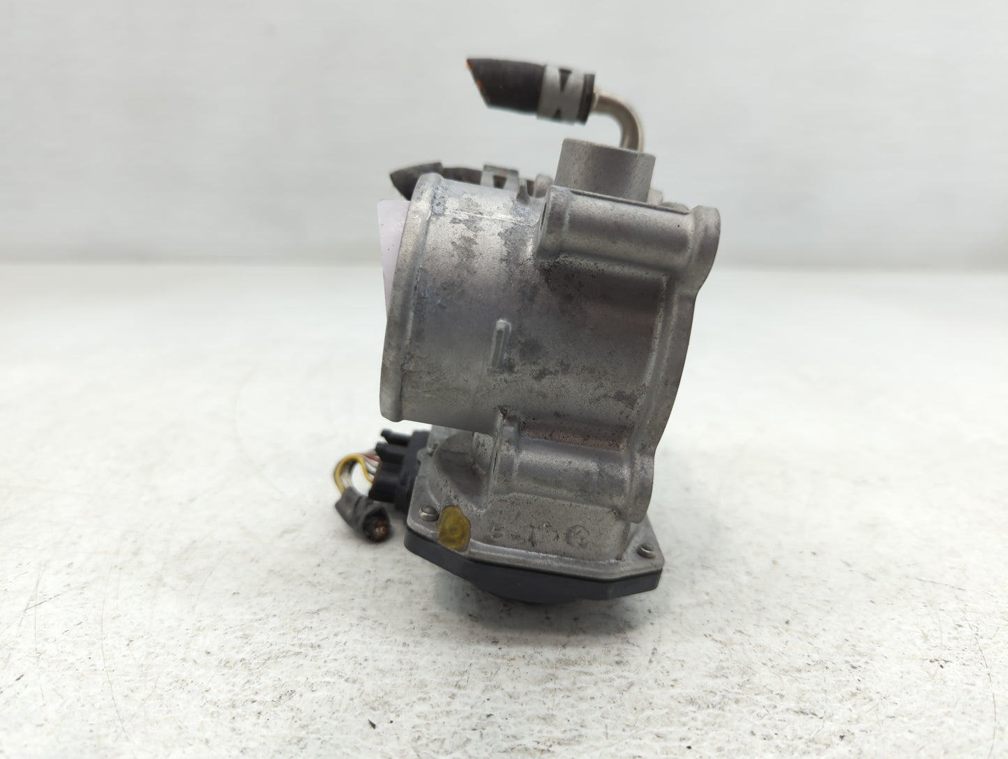 2012-2017 Toyota Camry Throttle Body P/N:22030-36020 Fits Fits 2012 2013 2014 2015 2016 2017 2018 2019 2020 2021 OEM Used Au