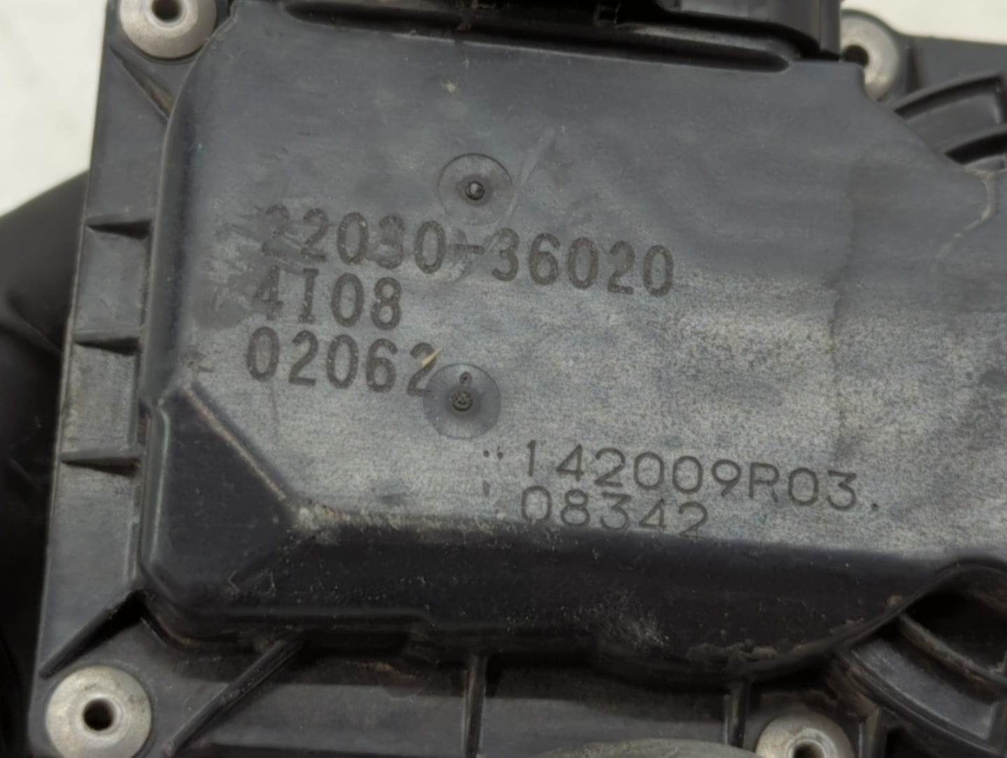 2012-2017 Toyota Camry Throttle Body P/N:22030-36020 Fits Fits 2012 2013 2014 2015 2016 2017 2018 2019 2020 2021 OEM Used Au