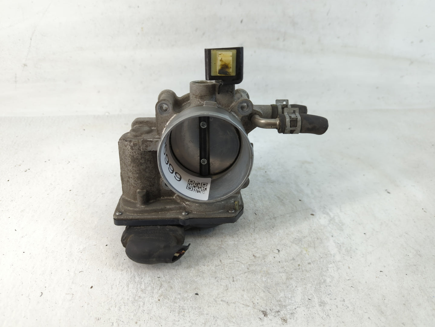 2010-2017 Toyota Camry Throttle Body P/N:22030-0V010 Fits Fits 2009 2010 2011 2012 2013 2014 2015 2016 2017 2018 2019 OEM Us
